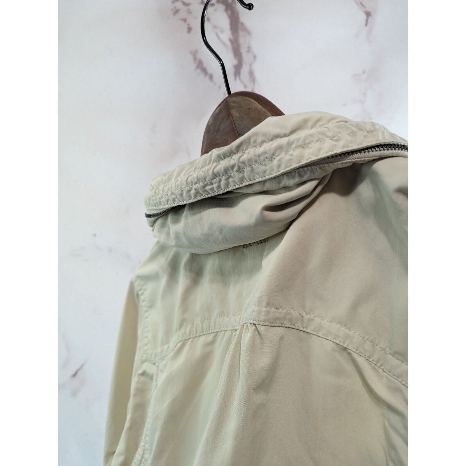 Eddie Bauer Eddie Bauer Jacket Womens Medium Travex Hood Windbreaker Size M / US 6-8 / IT 42-44 - 9 Thumbnail