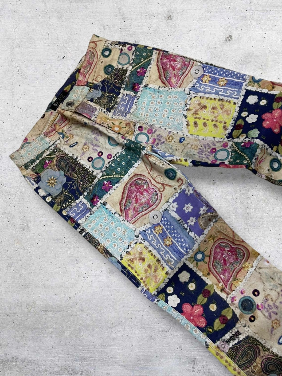 Japanese Brand BA-TSU 1990S JAPAN DESIGNER ARTWORK FLORAL FULLPRINT PANT Size US 28 / EU 44 - 6 Thumbnail