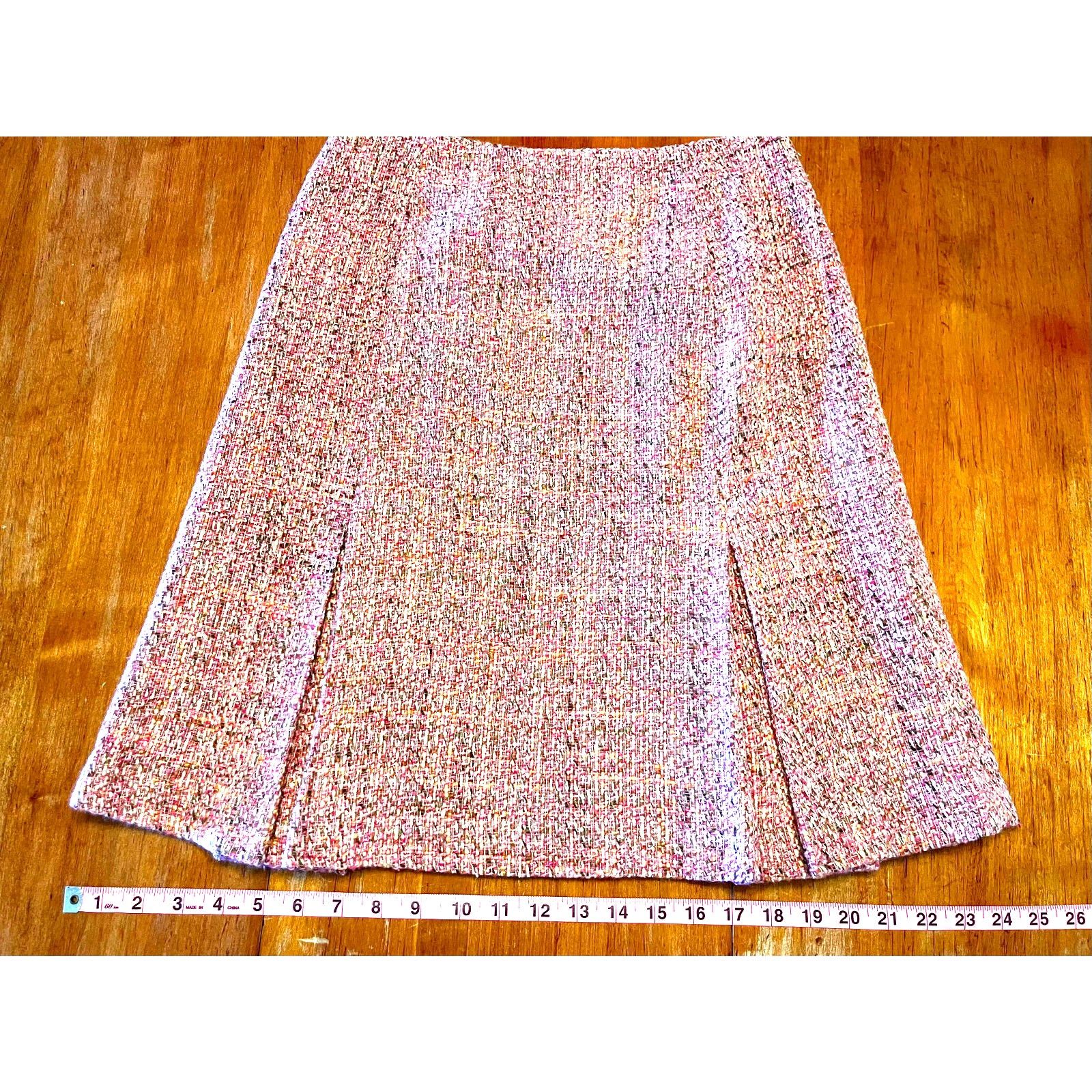 Neiman Marcus Neiman Marcus Exclusive Pink Tweed Skirt Size 4 Fit N Flair Size 29" - 2 Thumbnail
