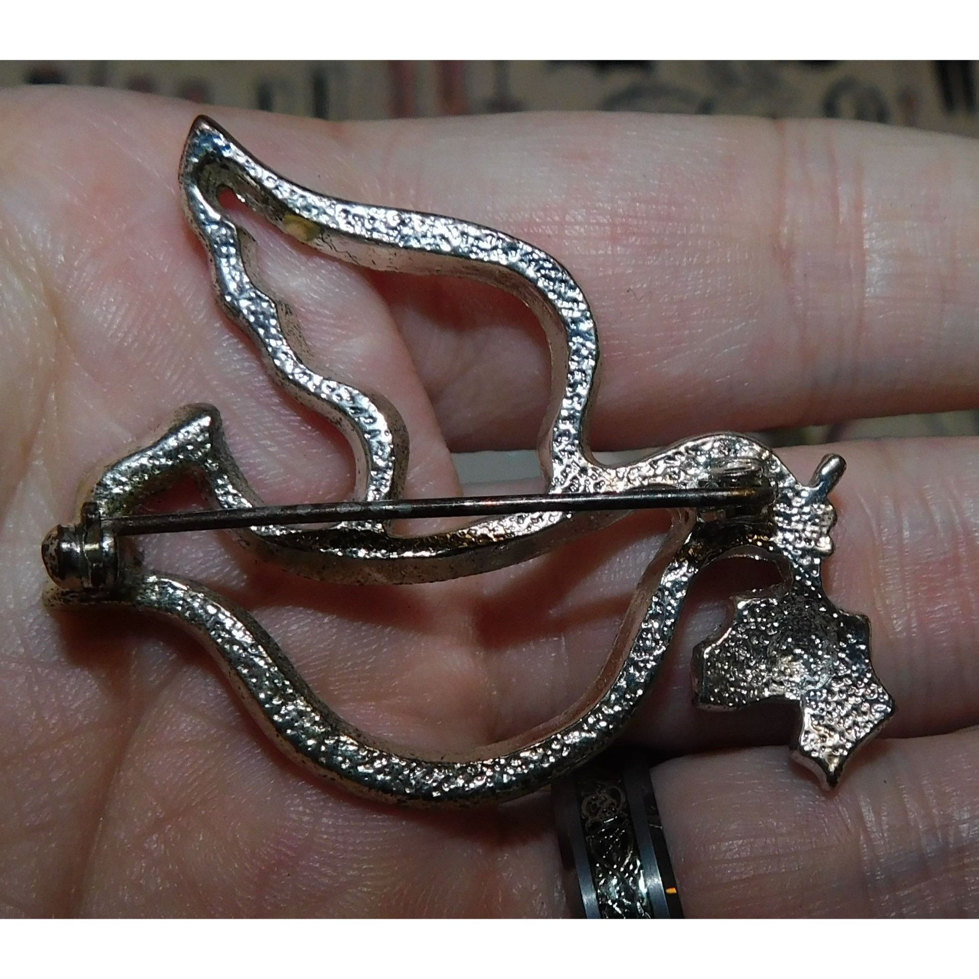 Other Vintage Dove Brooch Silver Tone With Rhinestones Size ONE SIZE - 3 Thumbnail