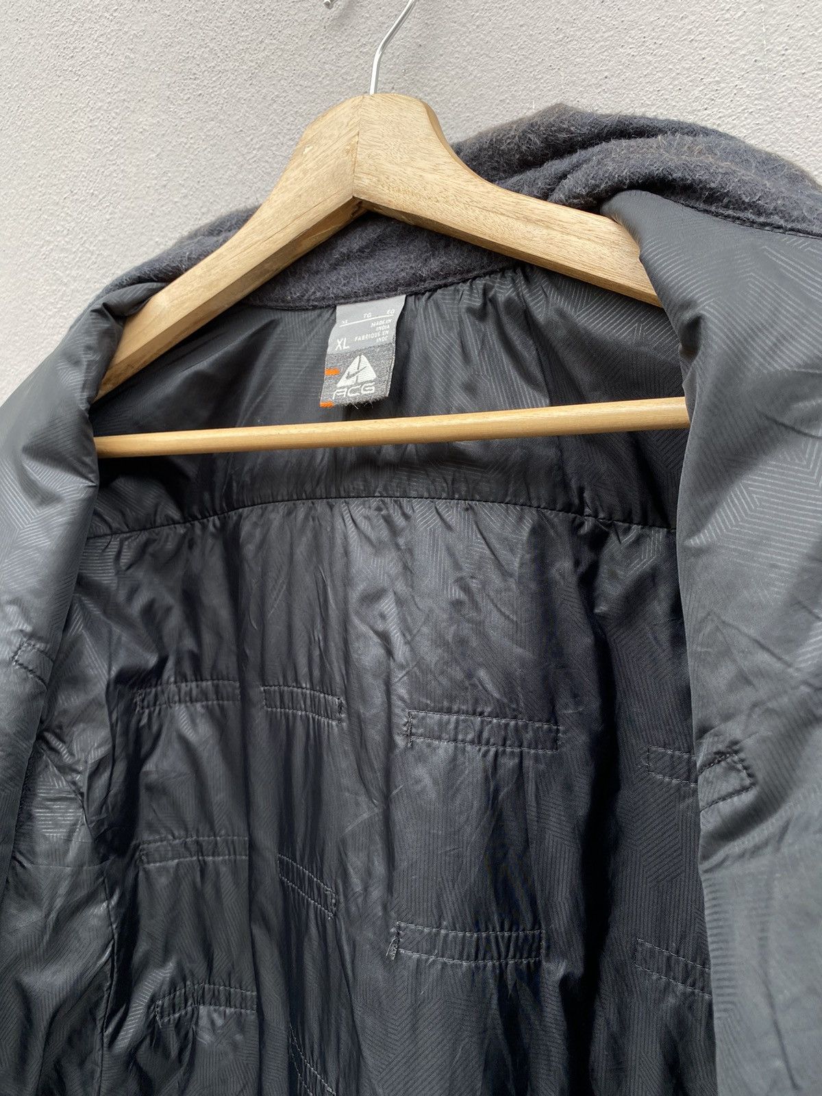 Nike NIKE ACG “All Conditions Gear” Utility/Padded Quilted Shirt Size US XL / EU 56 / 4 - 4 Thumbnail