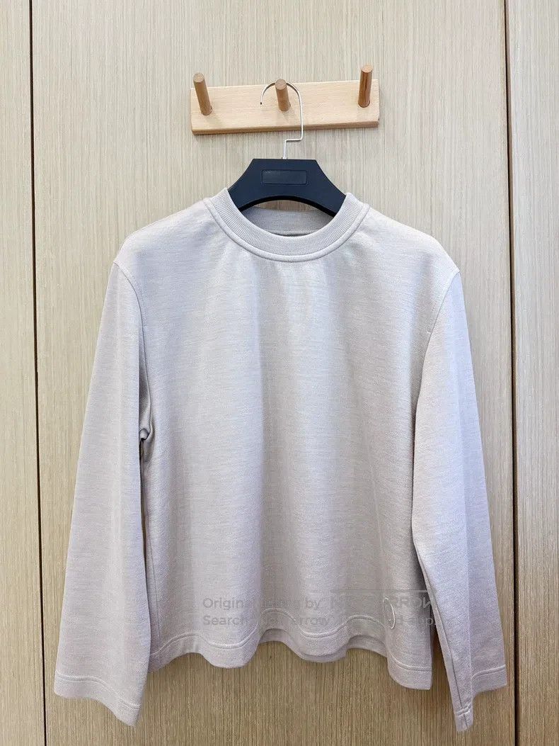 Hermes Hermes Oatmeal-colored silk cotton round-neck seal logo sw Size 4XL / US 24-26 - 2 Thumbnail