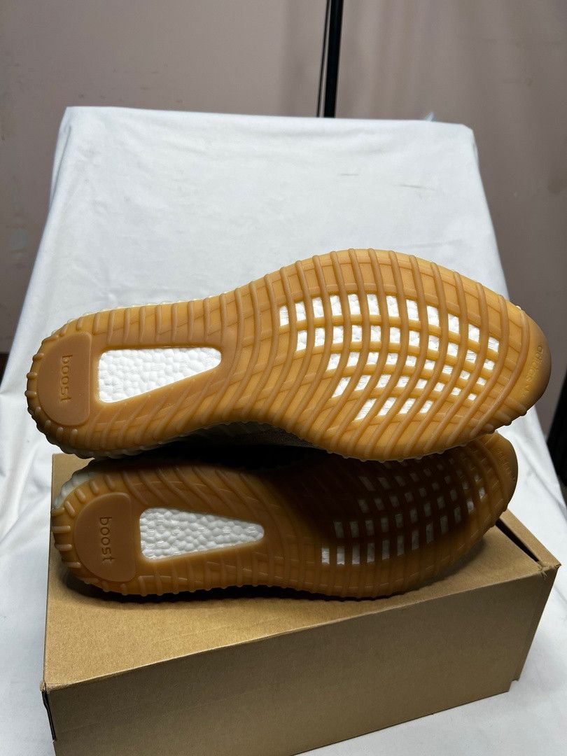Adidas × Kanye West Size 16US adidas Yeezy Boost 350 V2 Sesame Size US 15 / EU 48 - 3 Thumbnail