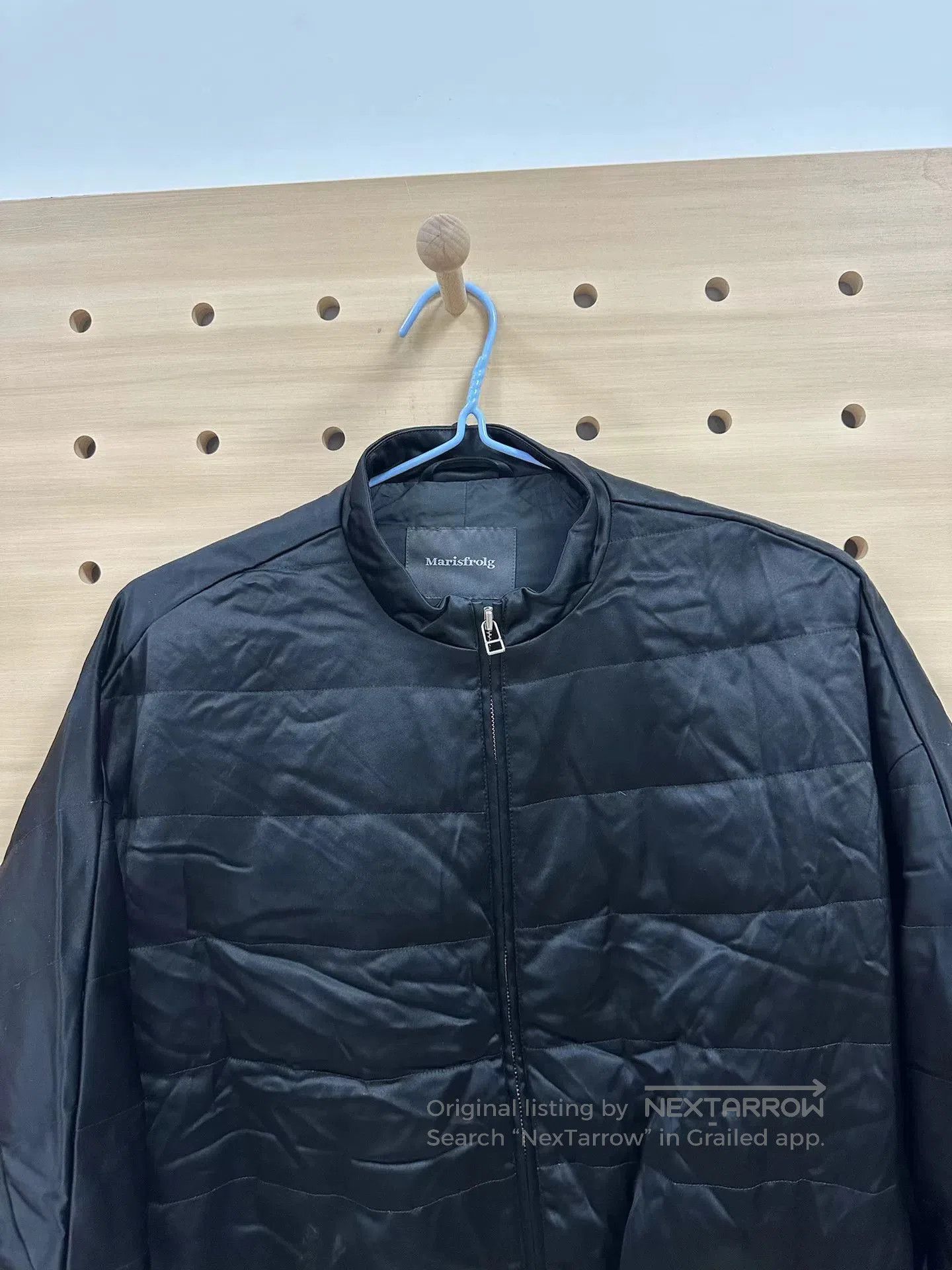 Marimekko Stylish Marisfrog Down Jacket for Men. Size US M / EU 48-50 / 2 - 2 Thumbnail
