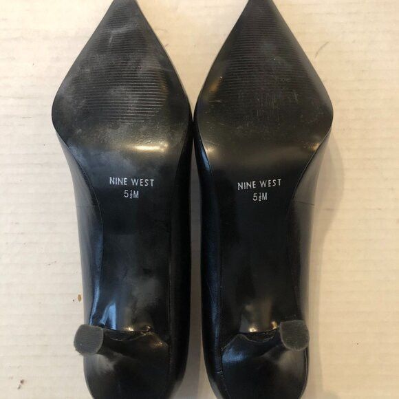 Nine West Nine west women's black leather pump shoes size: 5 1/2M Size US 5.5 / IT 35.5 - 5 Thumbnail
