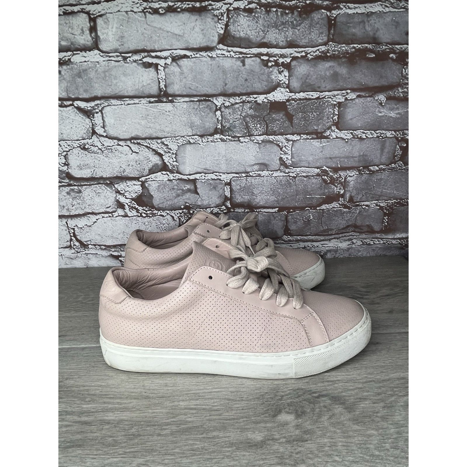Greats GREATS The Royale Pink Perforated Leather Sneakers Shoes Wom Size US 8.5 / IT 38.5 - 17 Thumbnail