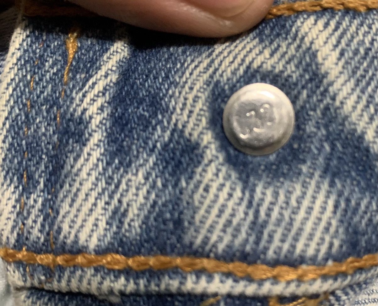 Levi's Vintage 90s Levis 565 Tapered Faded Blue Jeans Size US 32 / EU 48 - 9 Thumbnail