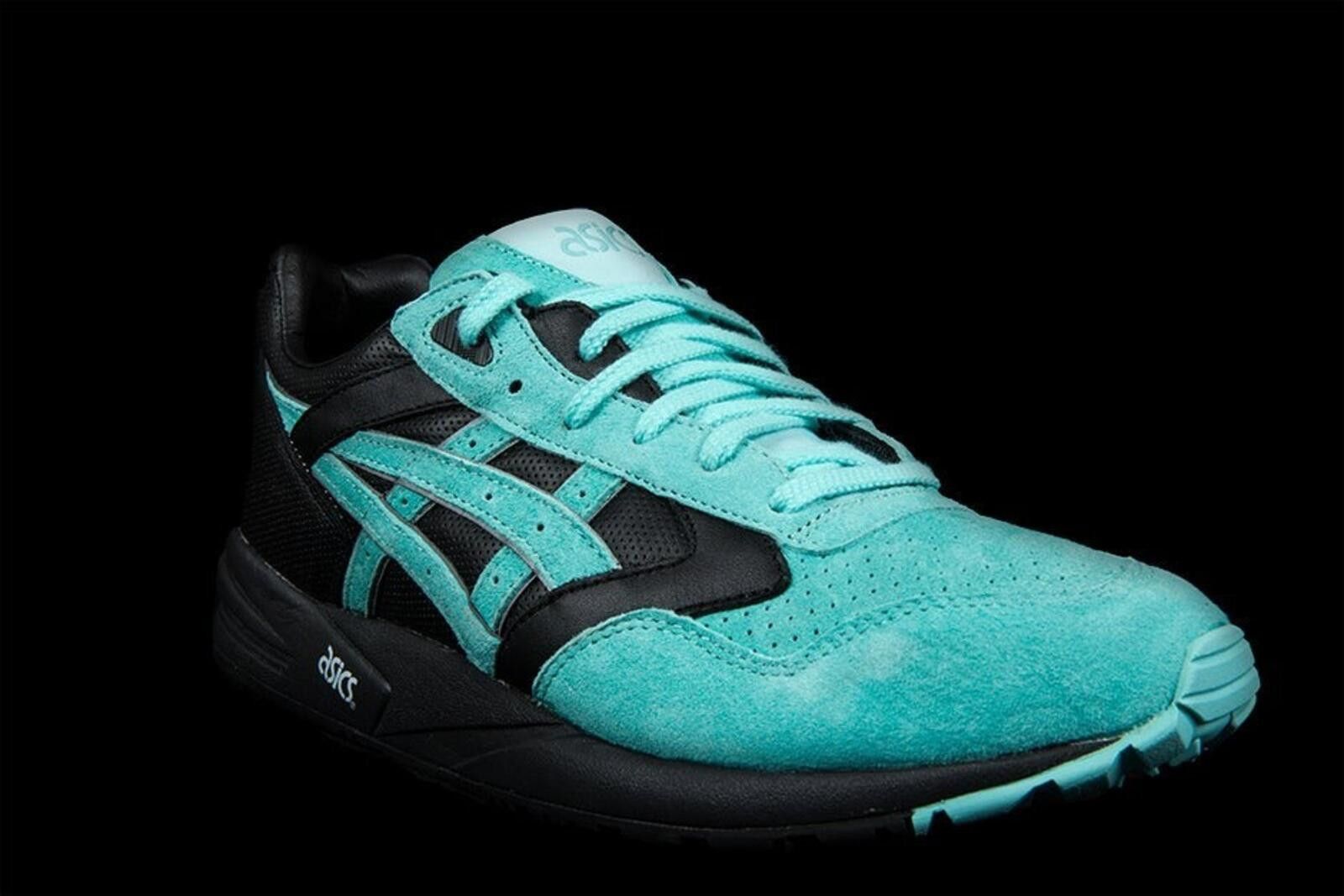 Asics ASICS Gel-Saga Diamond Supply Co x Ronnie Fieg Size US 9 / EU 42 - 2 Thumbnail