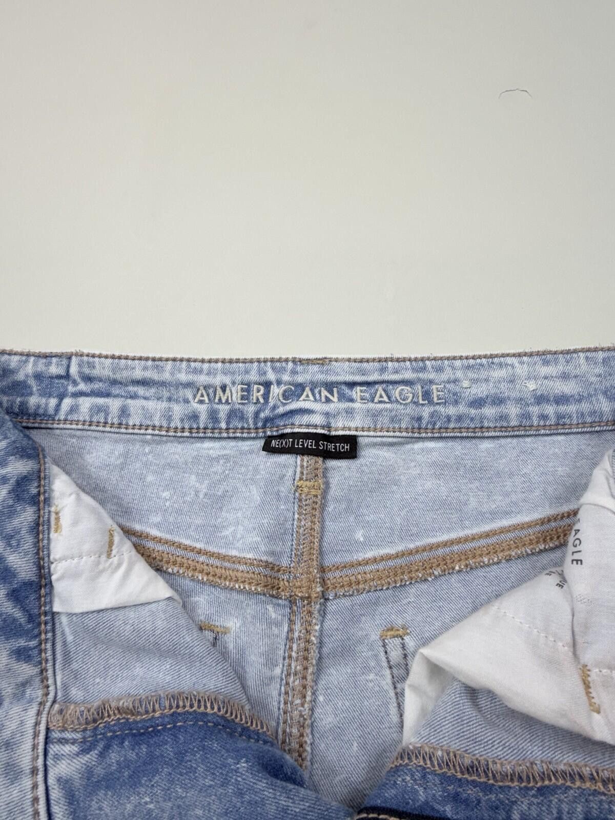 American Eagle Outfitters American Eagle Woman’s Light Wash Distressed Jeggings Size 6 Size 28" / US 6 / IT 42 - 3 Thumbnail