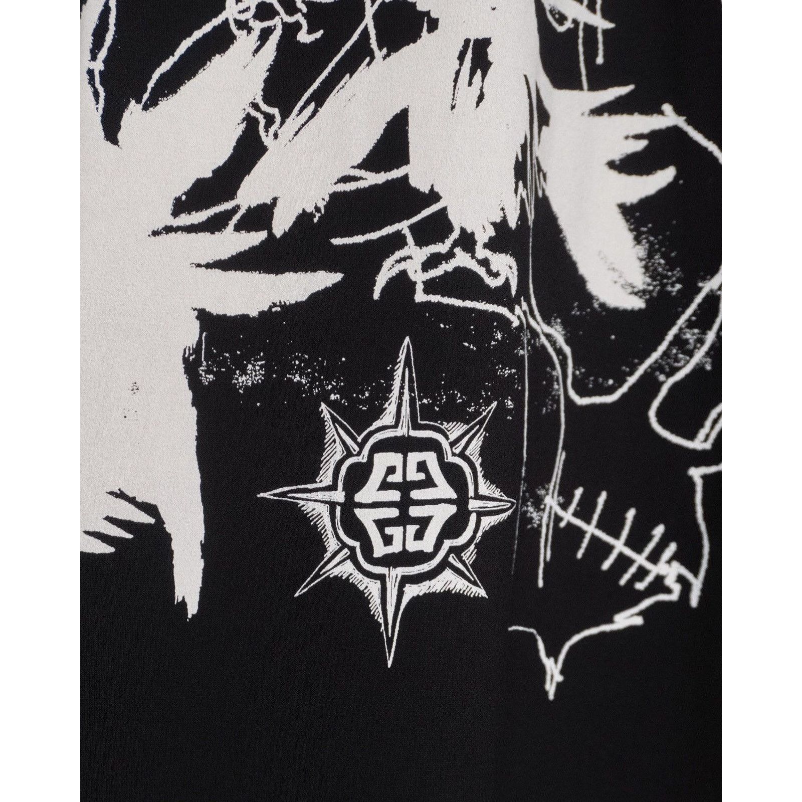 Givenchy Givenchy barbed black gothic printed tee oversized shirt Size US L / EU 52-54 / 3 - 7 Thumbnail