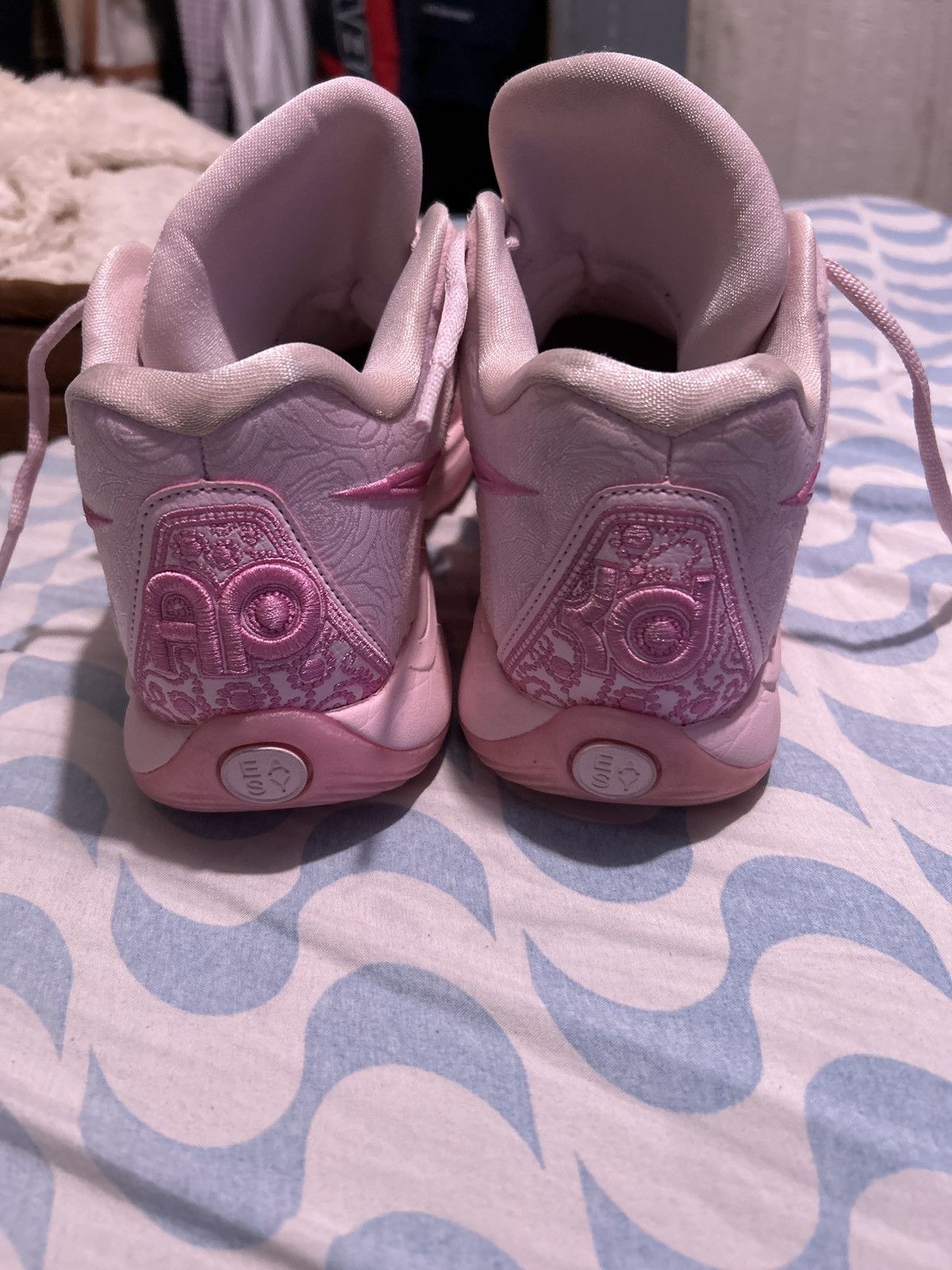 Nike Kd aunt pearl 17 Size US 10 / EU 43 - 3 Thumbnail