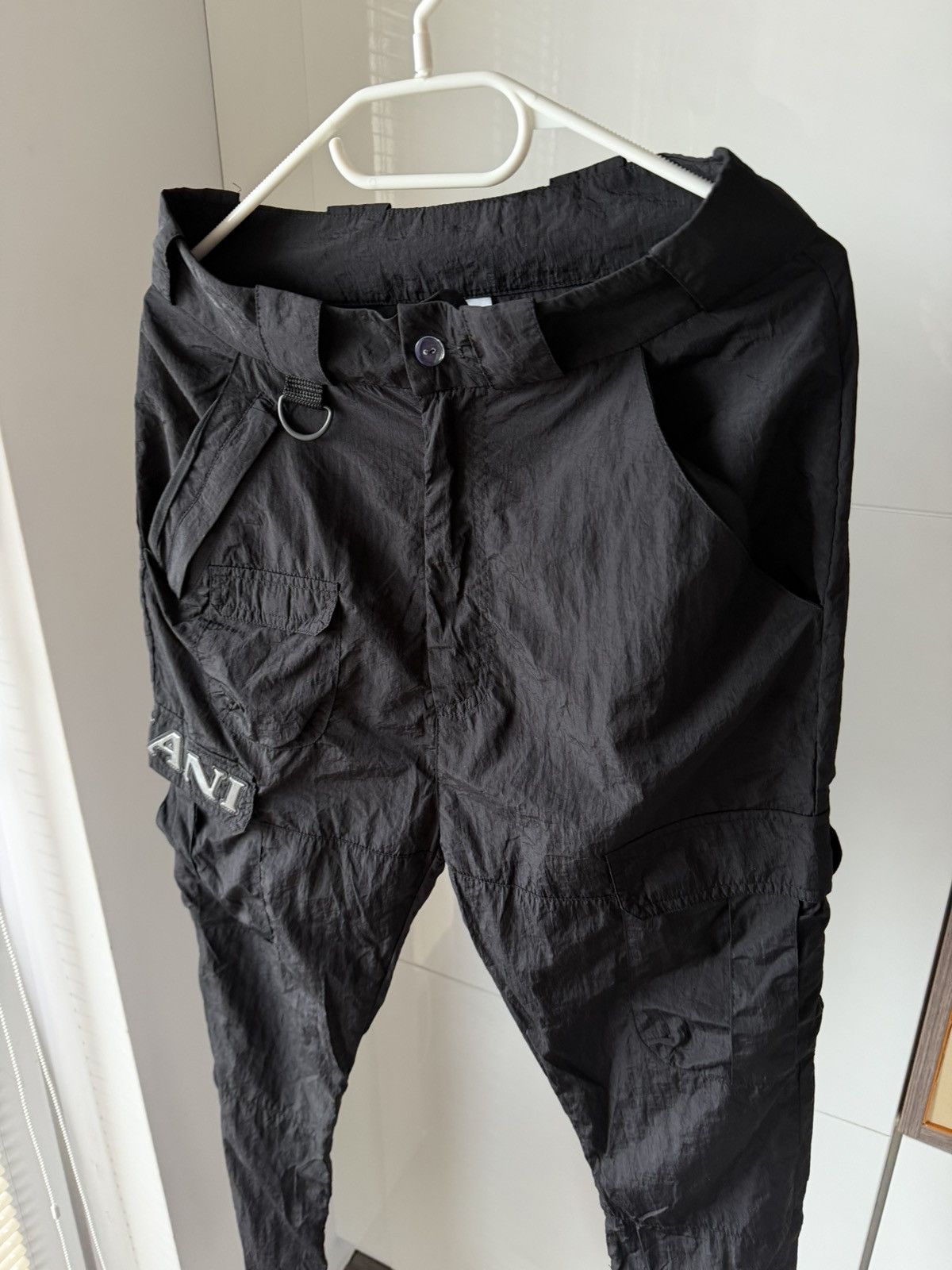 Karl Kani Karl Kani Embroidered Logo Nylon Rap Black Unisex Joggers Size US 30 / EU 46 - 2 Thumbnail