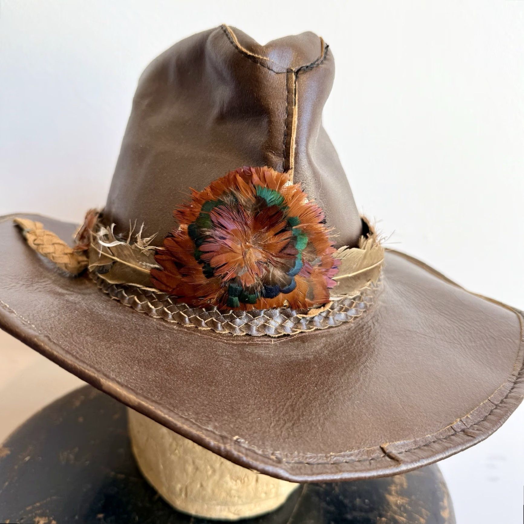 Vintage VINTAGE Cowboy Hat Leather 1970s HaT Size 7-7 1/8 Hippie Look Mens? Womens? Size ONE SIZE - 4 Thumbnail