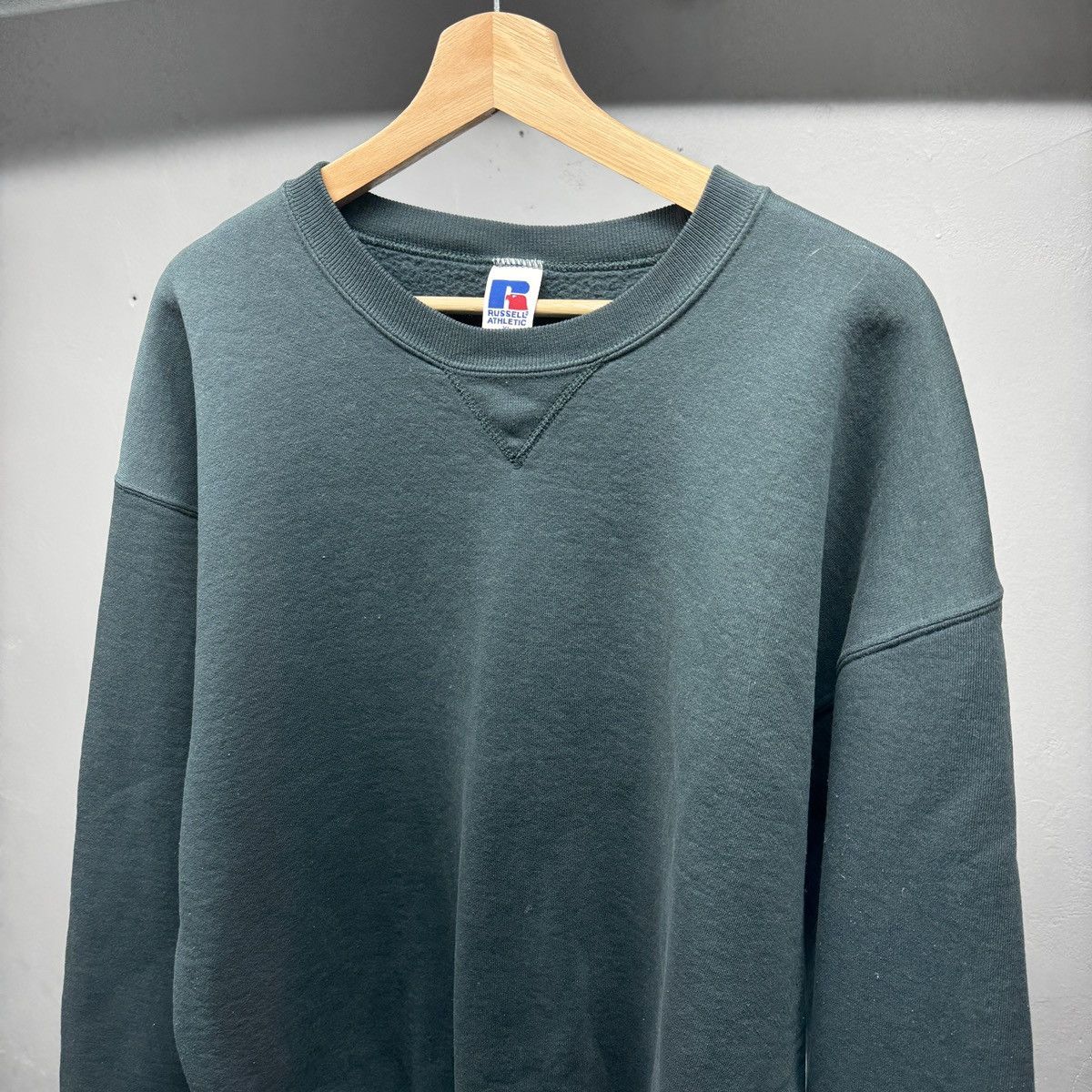 Vintage Russell Teal Thrashed Faded Distressed Sweatshirt ERD Grunge Size US XL / EU 56 / 4 - 3 Thumbnail