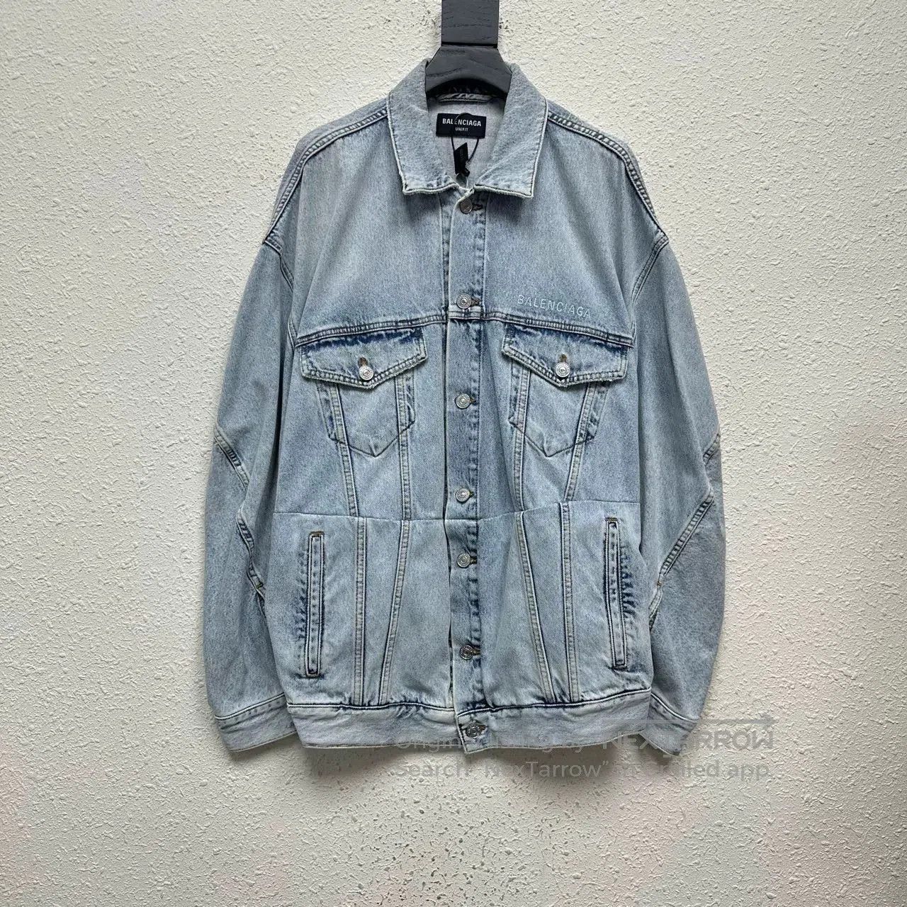 Balenciaga balenciaga twisted sleeve denim jacket. Size US S / EU 44-46 / 1 - 1 Thumbnail