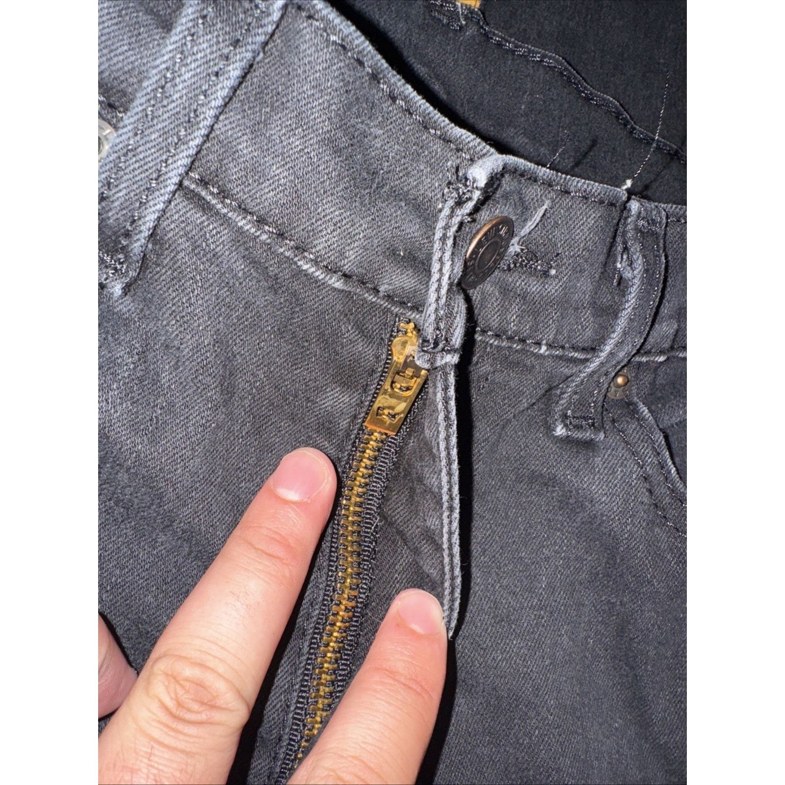 Levi's Levi’s 505 Black Denim Jeans Men’s 28x26 Straight Leg Size US 28 / EU 44 - 4 Thumbnail
