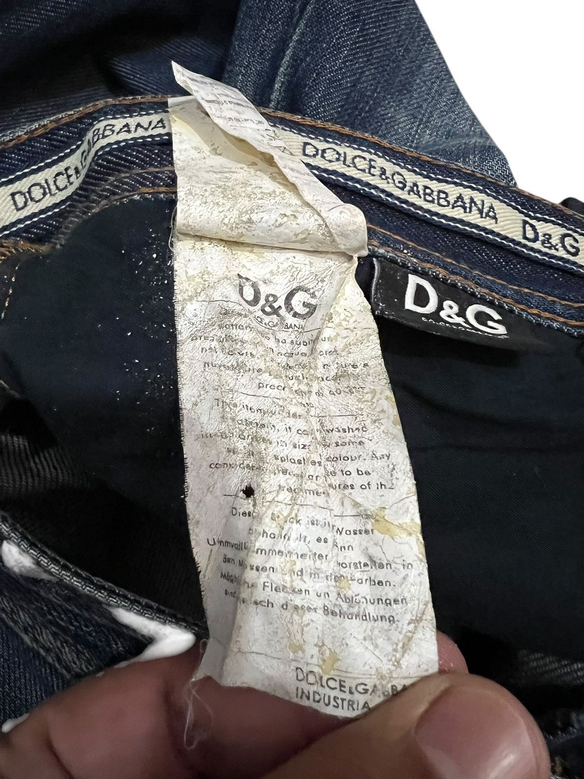 Dolce & Gabbana Vintage Dolce & Gabbana Distress Jean Size US 31 - 18 Thumbnail