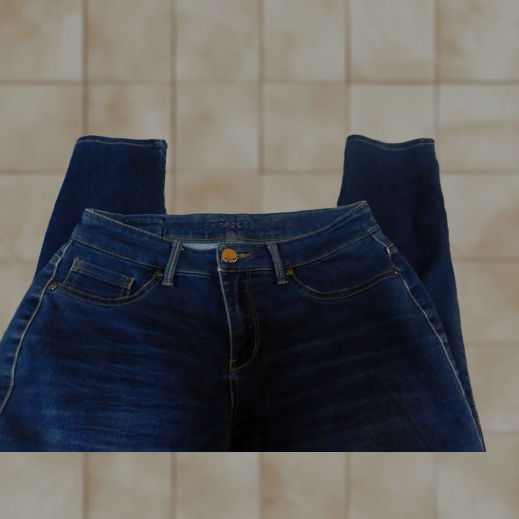 Express Express Jeans Womens 27x31 Blue Straight Stretch Denim Zip Classic Regular Mens? No — Women’s Jeans Style Straight 27x31 Blue Size 27" / US 4 / IT 40 - 1 Thumbnail