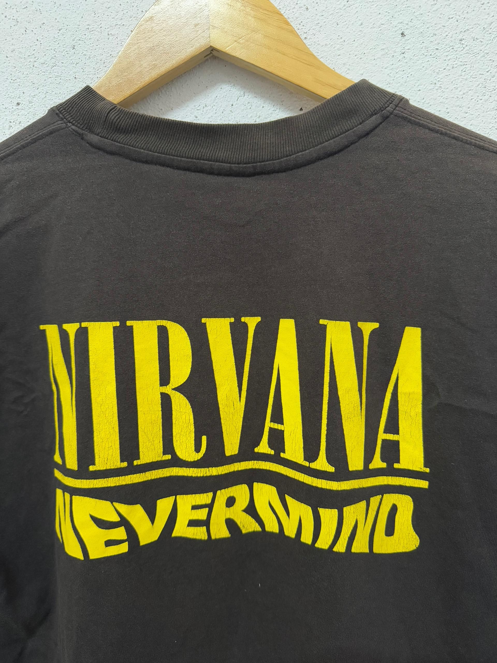 Band Tees Vintage y2k sunfaded nirvana smile tee Size US S / EU 44-46 / 1 - 6 Thumbnail