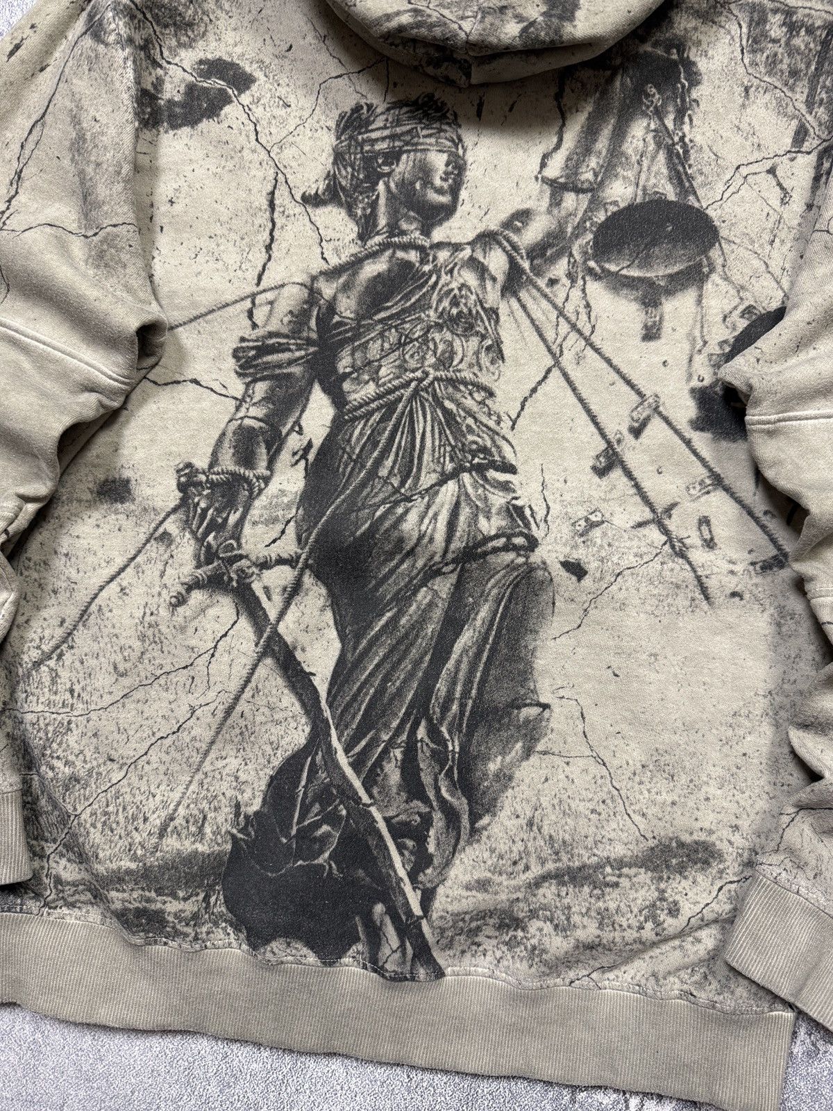 Gildan Crazy Y2K Metallica Hoodie Gotic Punk Effected Size US XL / EU 56 / 4 - 8 Thumbnail