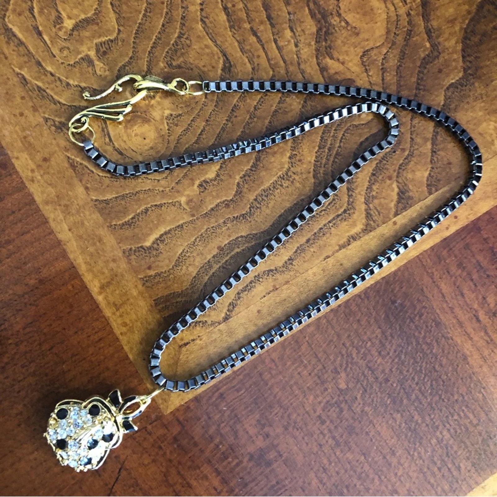 Jewelry Vintage enamel stone handbag pendant on chain necklace Size ONE SIZE - 10 Thumbnail