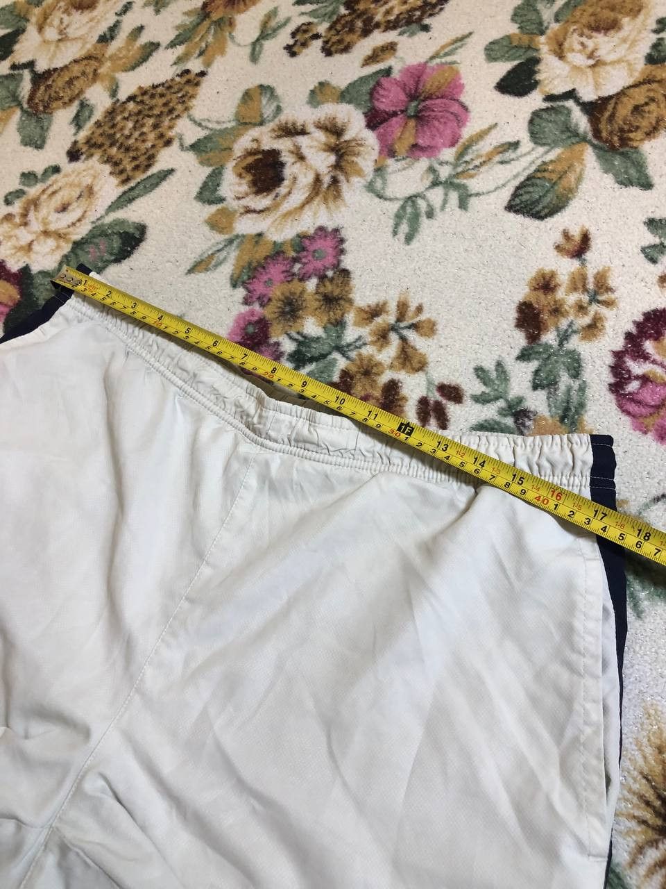 Lacoste Vintage Lacoste Nylon Track shorts Y2K Drill Hype Size US 34 / EU 50 - 9 Thumbnail