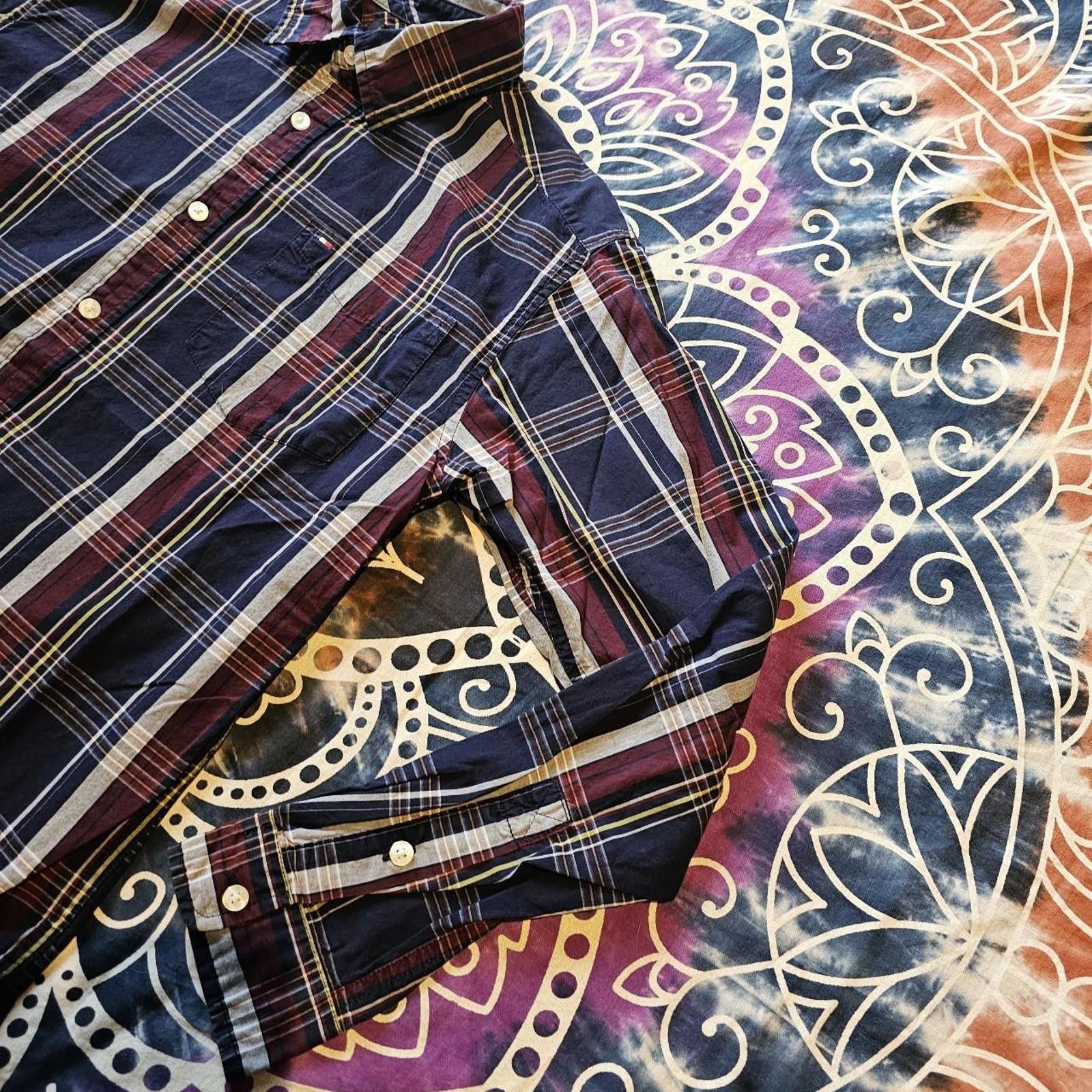 Tommy Hilfiger Tommy Hilfiger Kid's Burgundy and Navy Button Down Size US XL / EU 56 / 4 - 5 Thumbnail