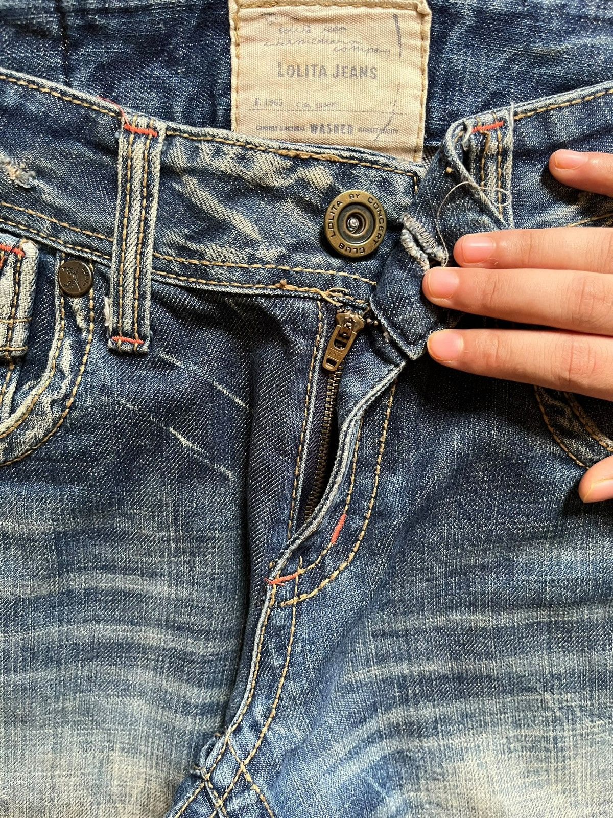 Japanese Brand Vintage Japanese Brand Rusty Mud Wash Distressed Loose Jeans Size US 33 - 3 Thumbnail