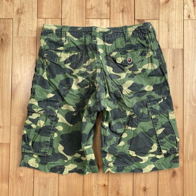 Bape 🔥Vintage🔥 BAPE Green camo cargo shorts NIGO APE ★size S Size US 30 / EU 46 - 3 Thumbnail