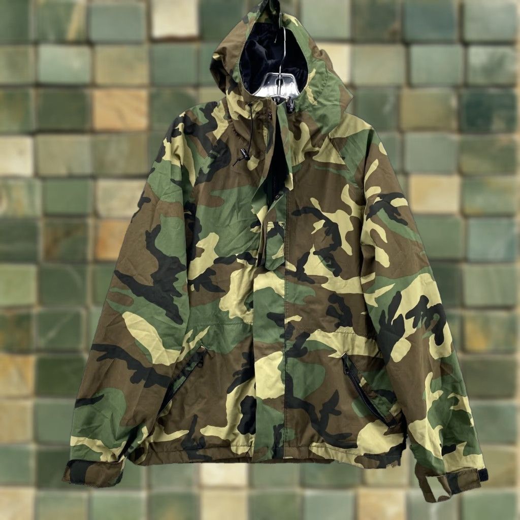 Vintage Military Air Force Jacket Mens Small Weather Field Camo Hunting Military Camping Shirt Size US S / EU 44-46 / 1 - 1 Thumbnail