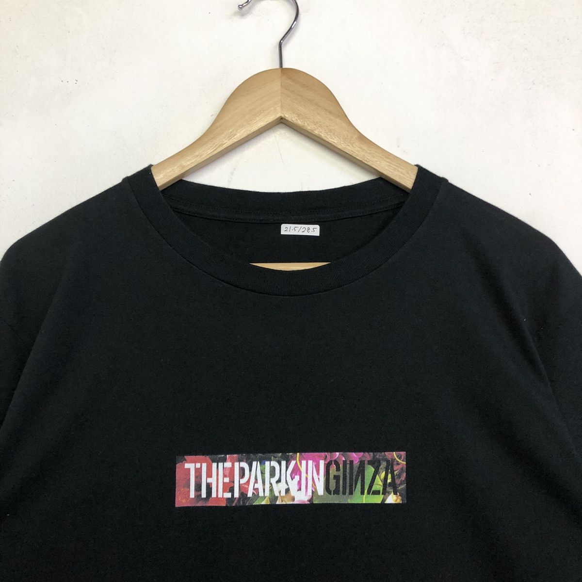 Fragment Design × Hiroshi Fujiwara × The PARK ING Ginza The Park Ing Ginza Box Logo By Hiroshi Fujiwara Tshirt Size US L / EU 52-54 / 3 - 3 Thumbnail