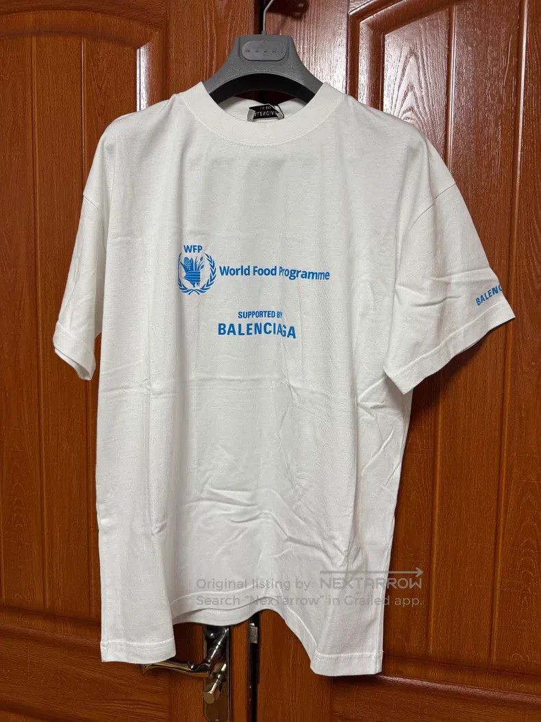 Balenciaga Balenciaga Printed Logo Round Neck Short Sleeve Raglan Sle Size US XL / EU 56 / 4 - 1 Thumbnail