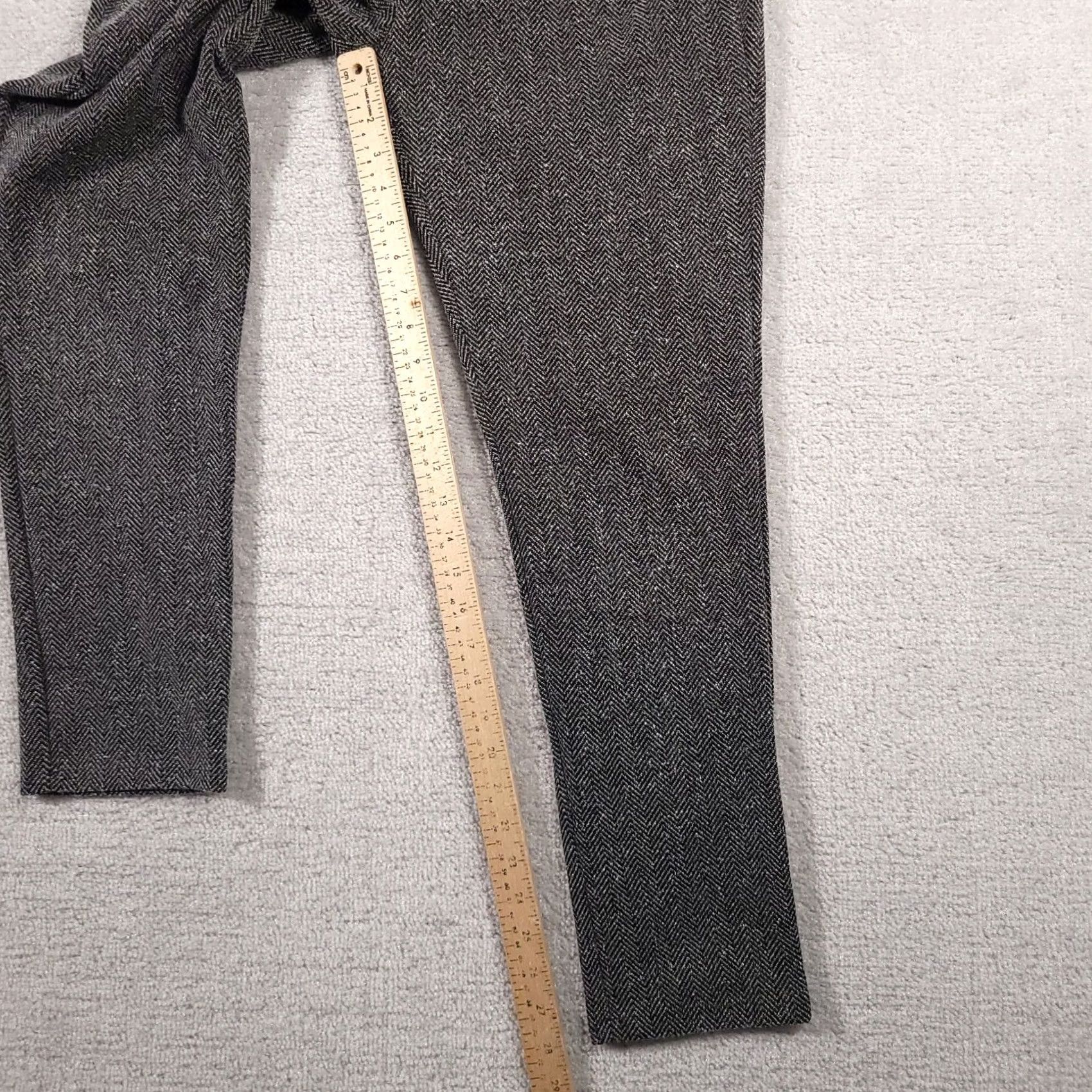 Apt. 9 Apt. 9 Womens Ankle Pants Size 12 Gray Chevron Zip Pockets Tapered Inseam 28 in Regular Carded Used Good Condition Size 34" / US 12 / IT 48 - 5 Thumbnail