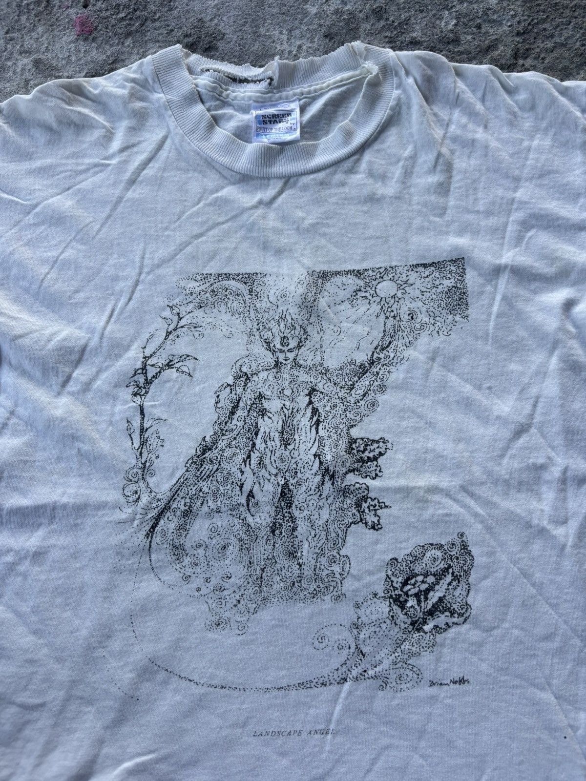 Vintage Vintage Rare Brian Nobbs Landscape Angel Tshirt Size US L / EU 52-54 / 3 - 2 Thumbnail