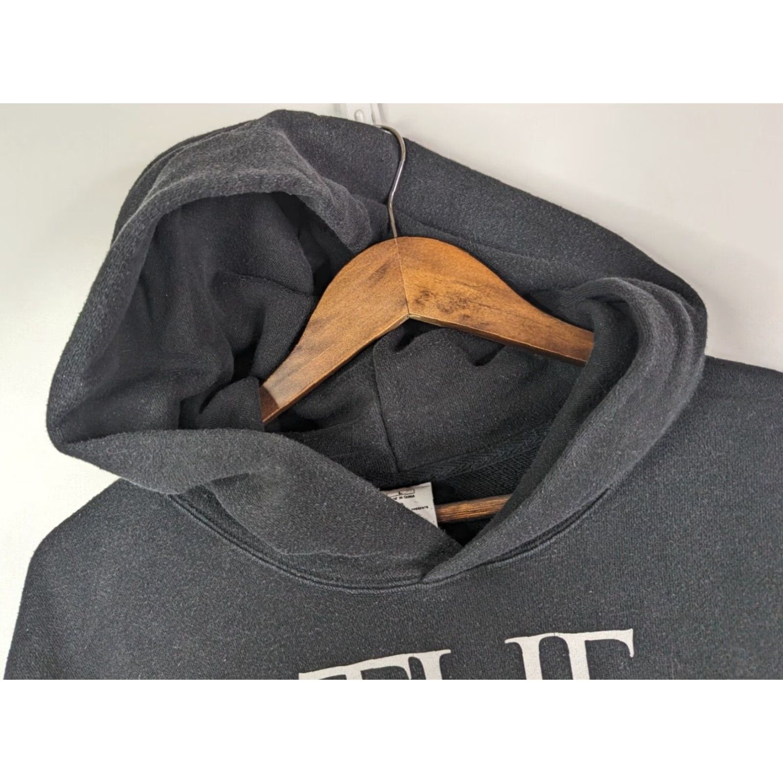 Uniqlo Uniqlo Hoodies Sweatshirt L Black Women's Pullover I Am Other The Same is Lame Size L / US 10 / IT 46 - 3 Thumbnail