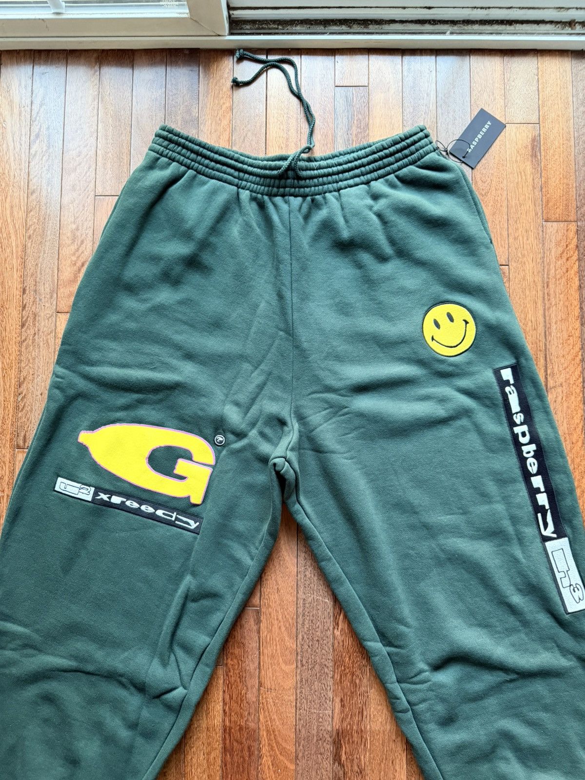 The GV Gallery GV Gallery Raspberry Hills Greedy Unit Garbage Sweatpants Size US 36 / EU 52 - 2 Thumbnail