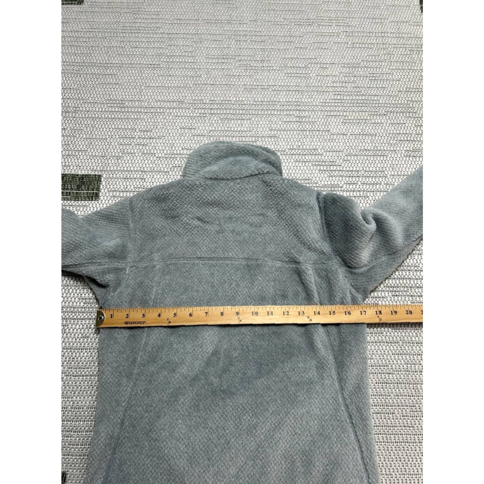 Patagonia Patagonia Shirt Womens XS Gray Mock Neck Fleece Sweater Kangaroo Pocket Pullover Outdoor Winter 90s Size XS / US 0-2 / IT 36-38 - 6 Thumbnail