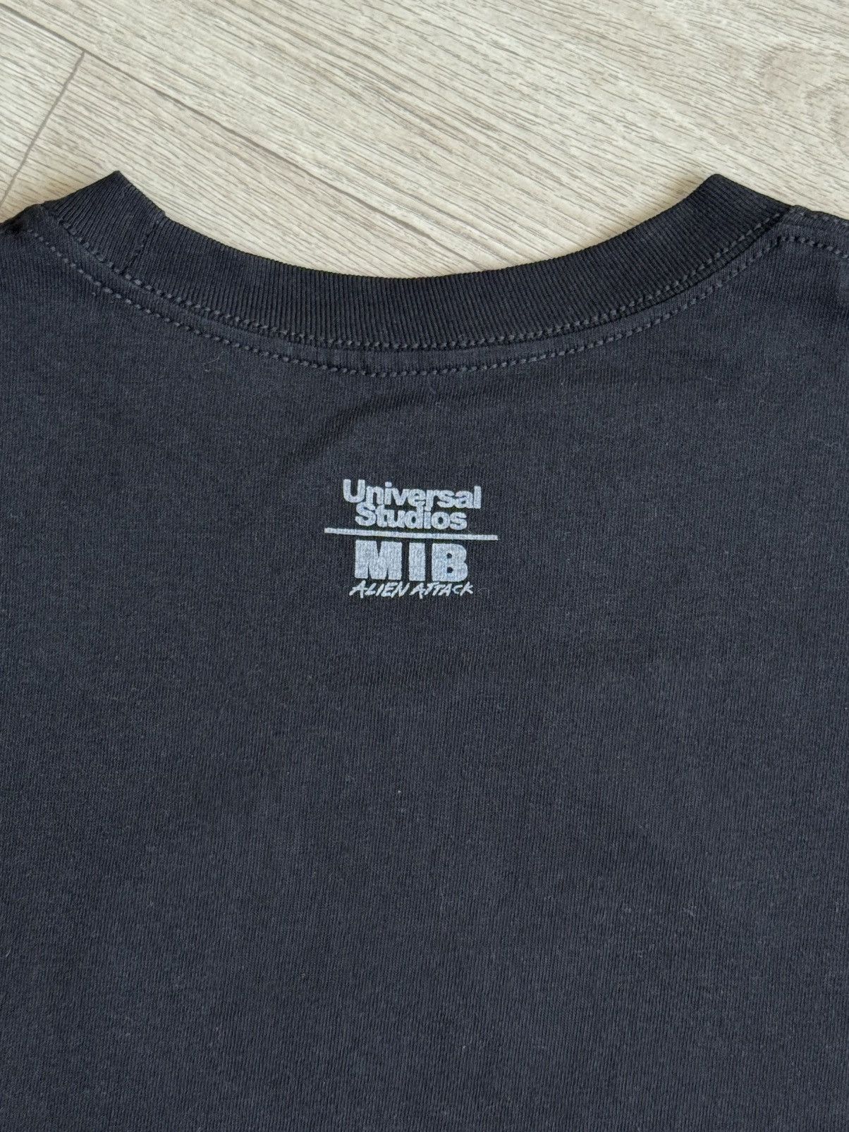 Universal Studios 🔷Official Universal Studios “Men in Black” T-shirt🔷 Size US M / EU 48-50 / 2 - 4 Thumbnail