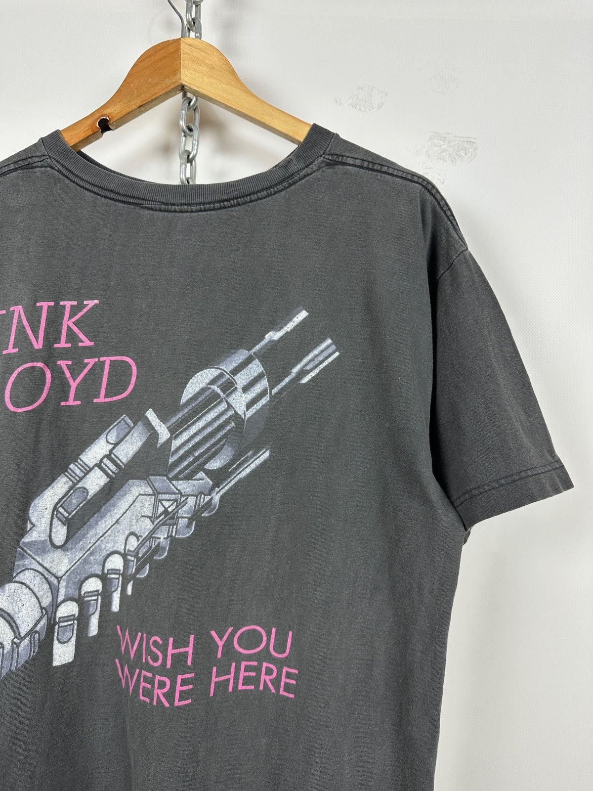 Band Tees 90s Vintage Pink Floyd Wish You Were Here Faded Band T-Shirt Size US XL / EU 56 / 4 - 15 Thumbnail