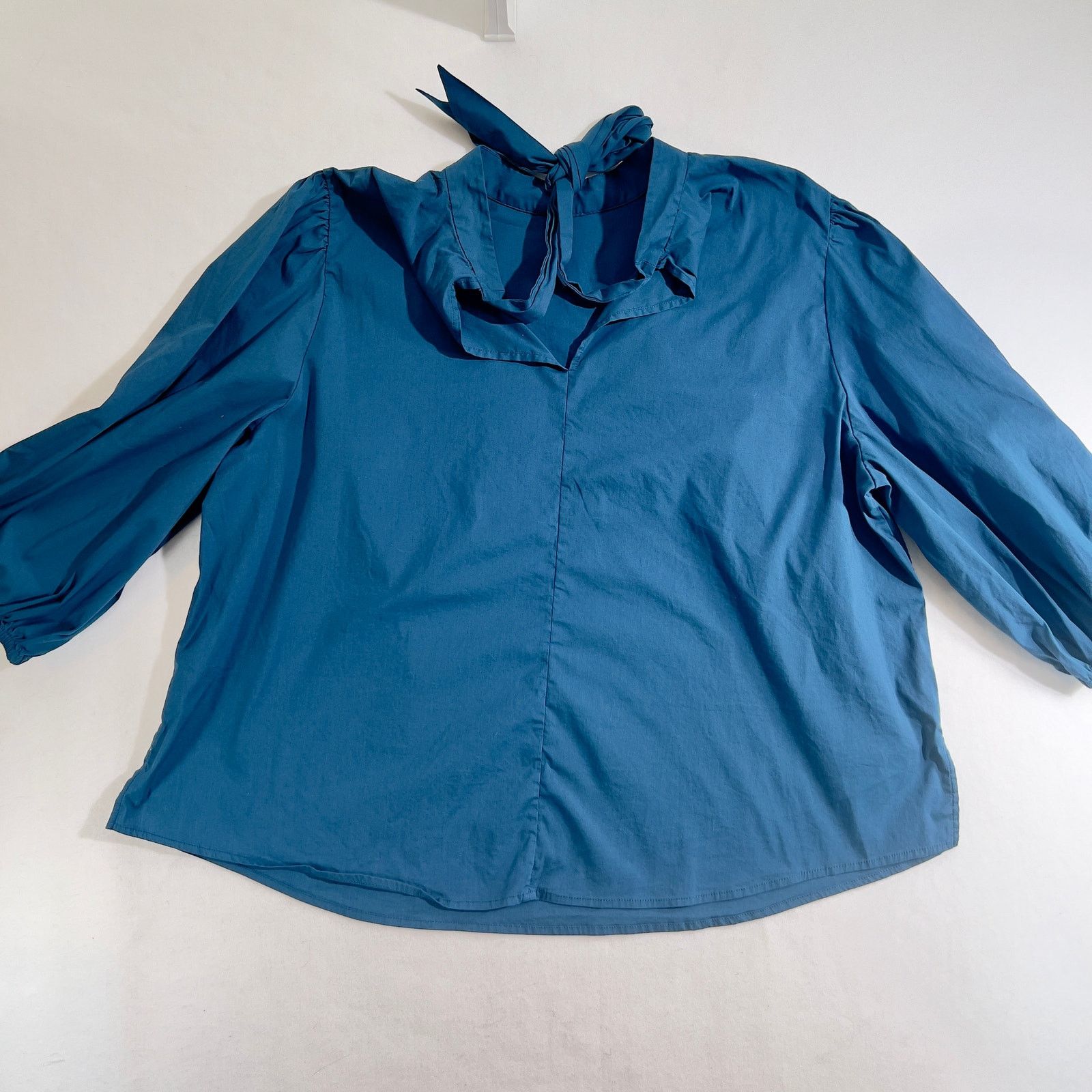 Other Eloquii Blouse Top Woman 18 Blue Elastic Cuffs Tie Back Size XXL / US 16-18 / IT 52-54 - 3 Thumbnail