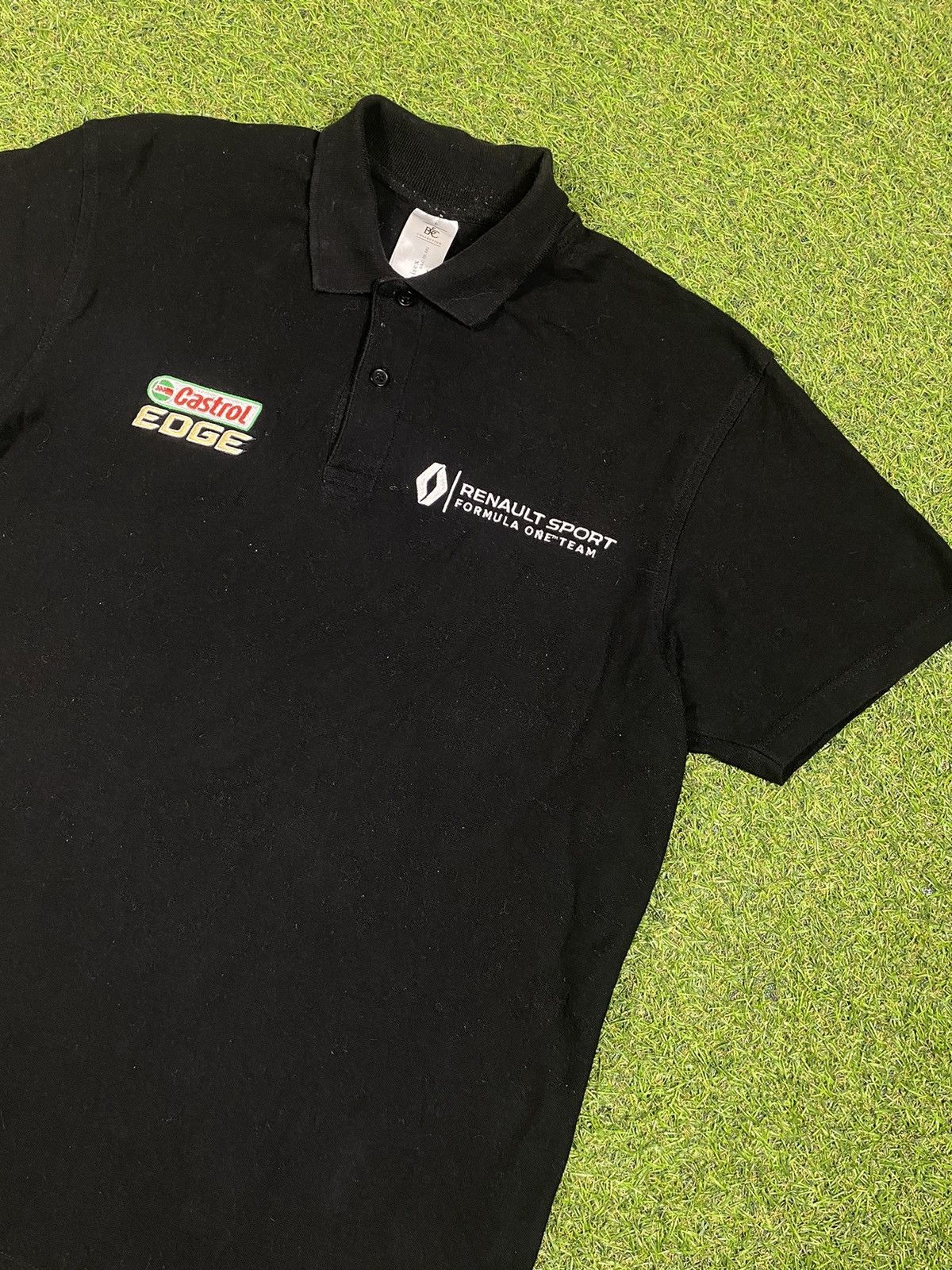 Vintage Vintage Y2K Renault sport tee Formula one streetwear size L Size US L / EU 52-54 / 3 - 2 Thumbnail