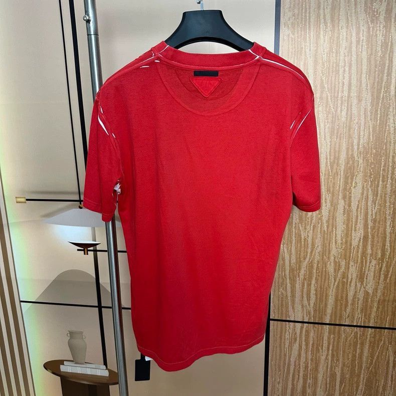 Prada Prada Red Short Sleeve TShirt Size L -2505 Size US L / EU 52-54 / 3 - 3 Thumbnail