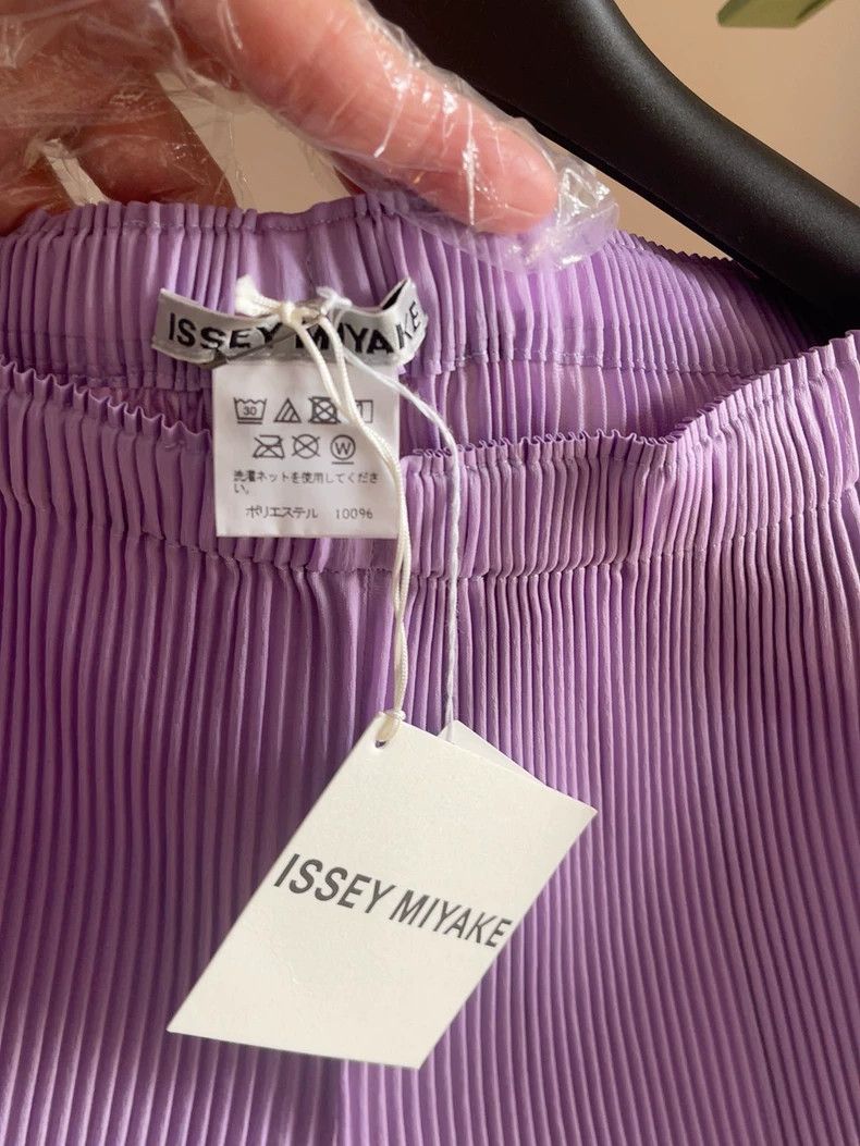 Issey Miyake Issey Miyake size:2 Purple pleated pants Size 42" / US 20 - 3 Thumbnail