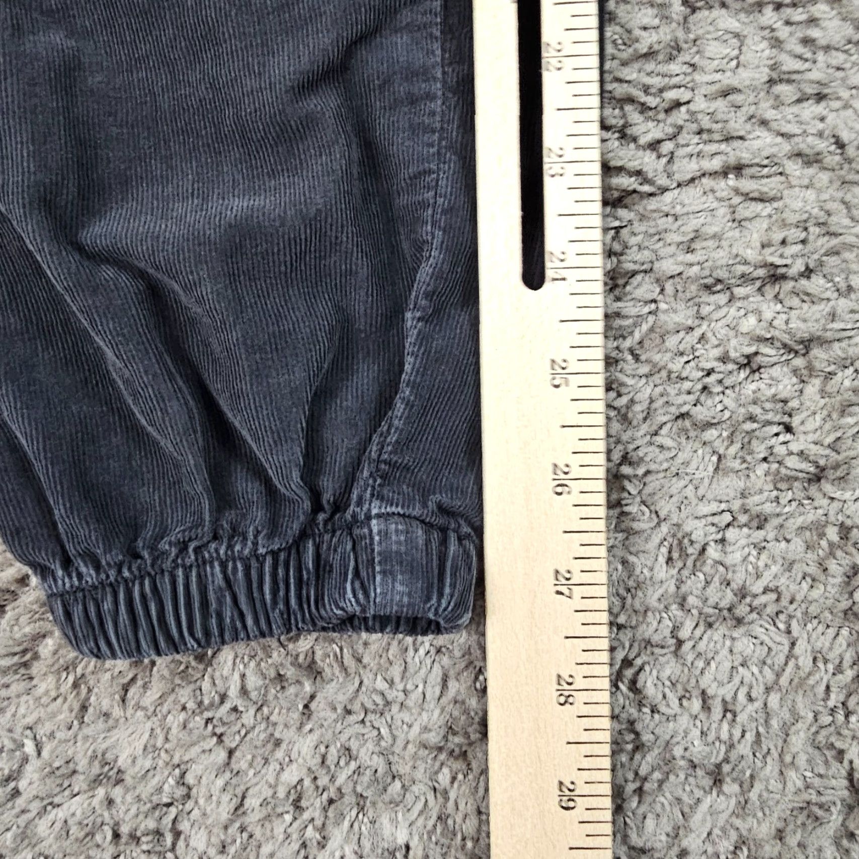 American Eagle Outfitters VINTAGE American Eagle Cargo Pants Womens Medium Gray Corduroy Tapered Mid Rise 23x28 Size 24" / US 00 / IT 34 - 7 Thumbnail