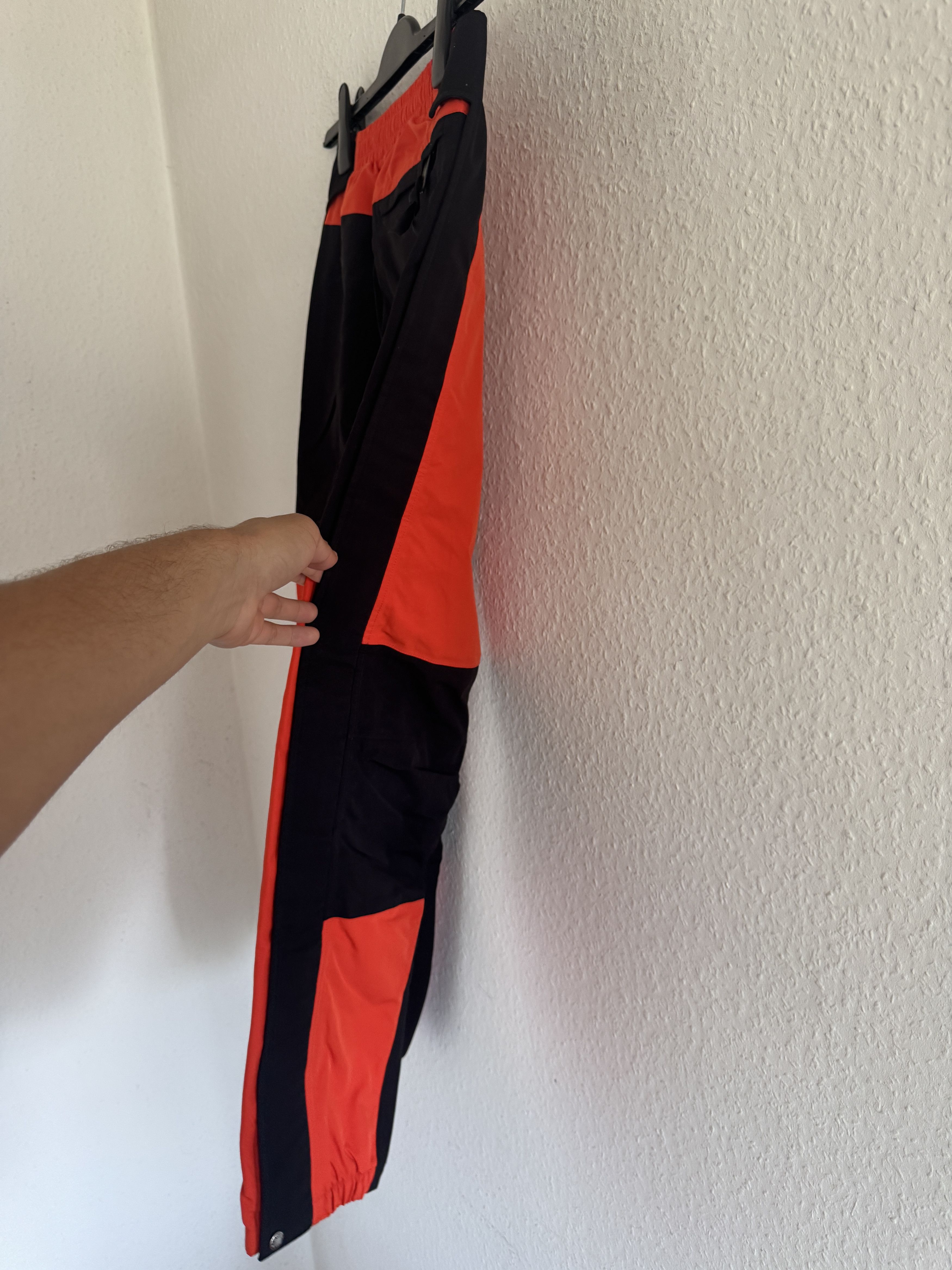 Gucci × The North Face Nylon Track Pants Orange/Black Size US 27 - 10 Thumbnail