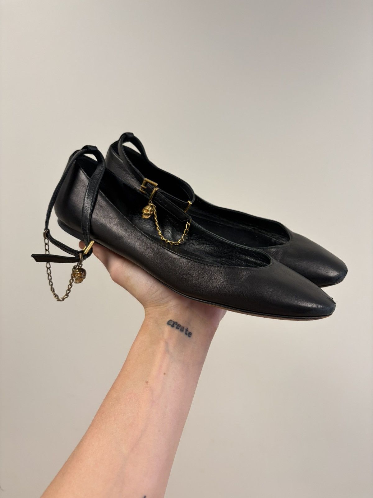 Alexander McQueen Archive Alexander McQueen Gold Skull Chain Ballet Flats Size US 10.5 / IT 40.5 - 1 Thumbnail