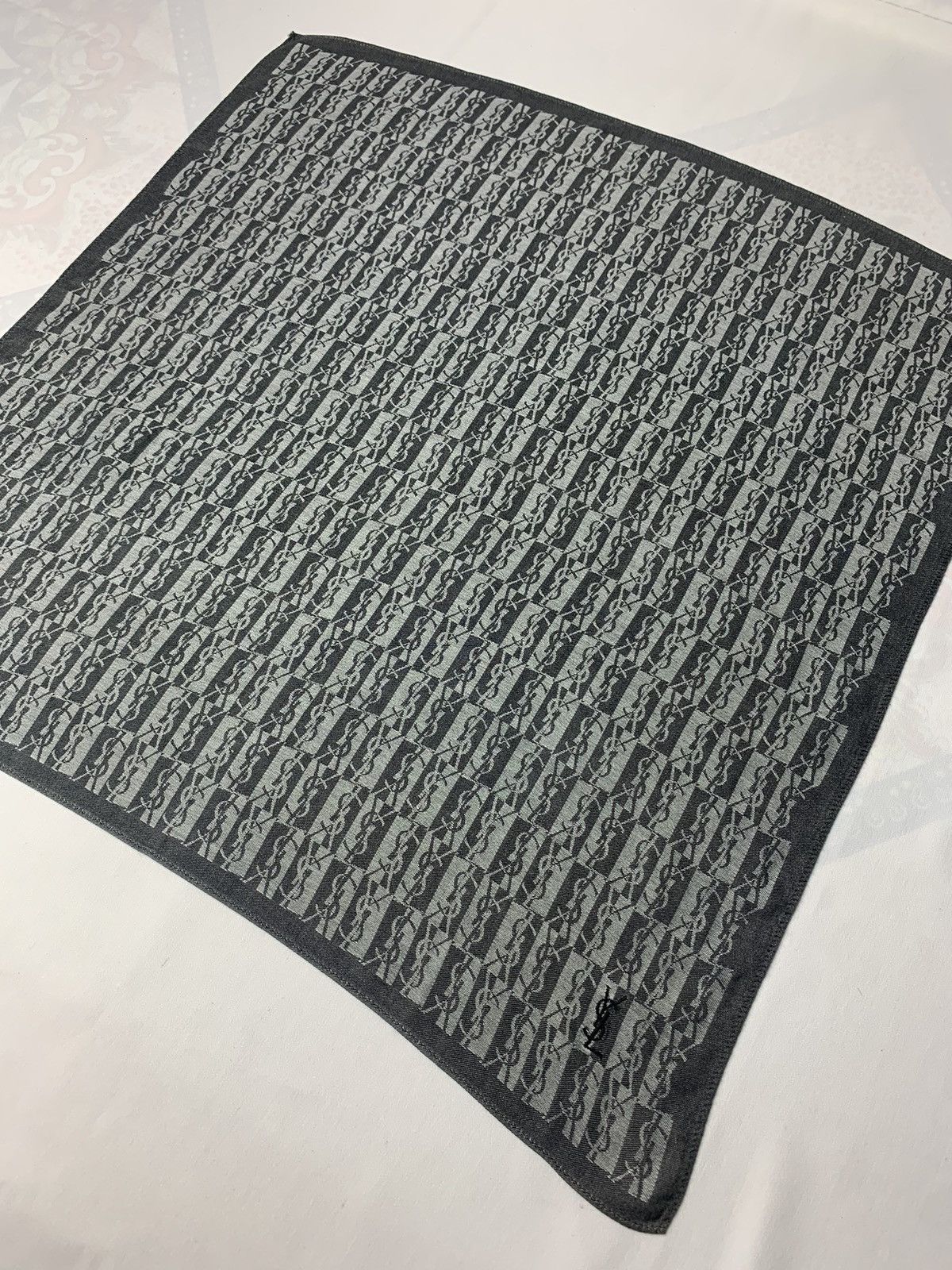 Yves Saint Laurent Yves Saint Laurent Handkerchief / Neckerchief / Bandana Size ONE SIZE - 3 Thumbnail