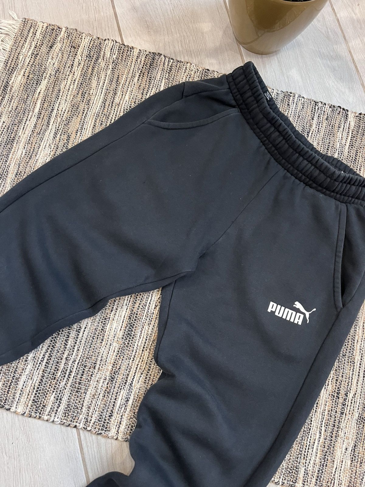 Puma × Vintage Puma Sweatpants faded black fleece pants minimalistic Size US 30 / EU 46 - 3 Thumbnail