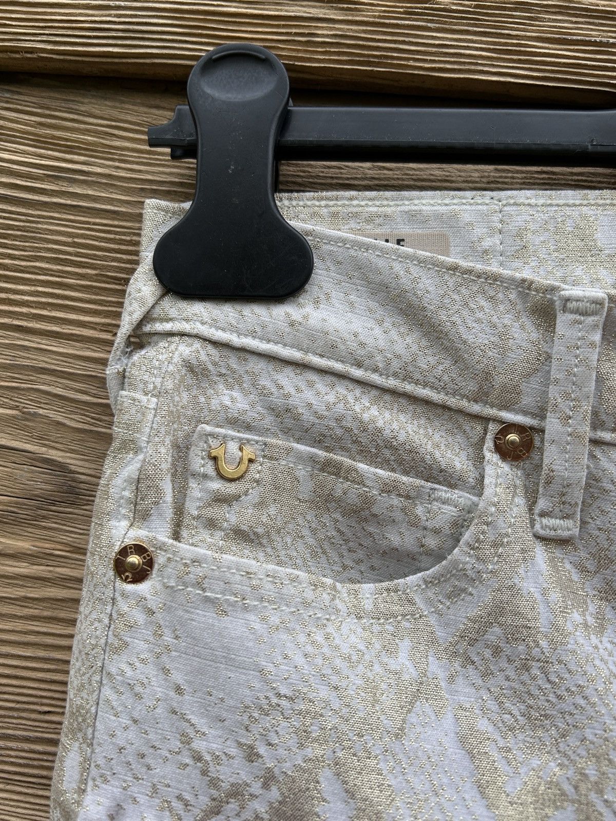 True Religion True Religion Halle Mid Rise Super Skinny Shiny Python Jeans Size 27" / US 4 / IT 40 - 4 Thumbnail