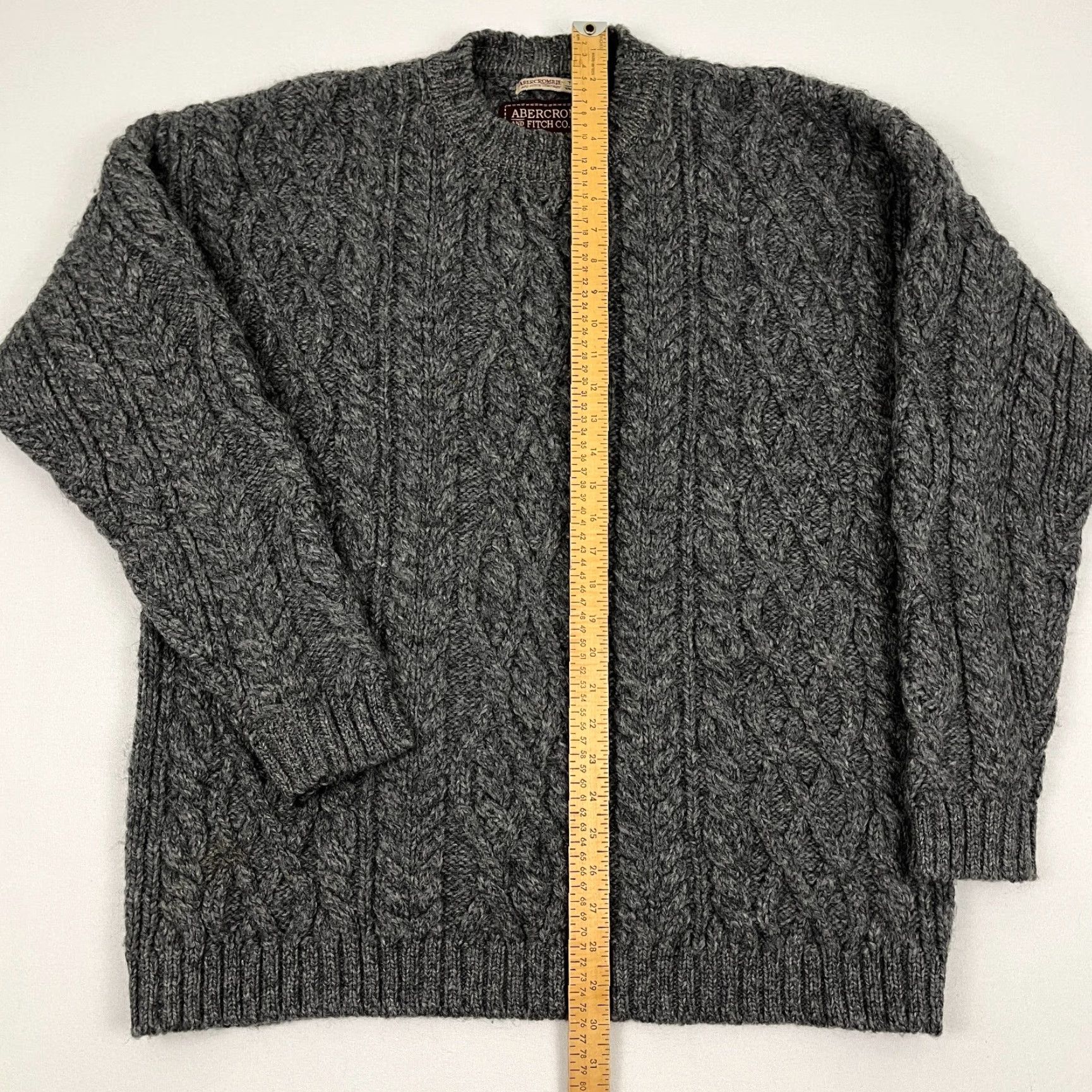 Abercrombie & Fitch VTG Abercrombie & Fitch Wool Sweater Adult Mens M Gray Cable Knit Crew Jumper Size US M / EU 48-50 / 2 - 3 Thumbnail